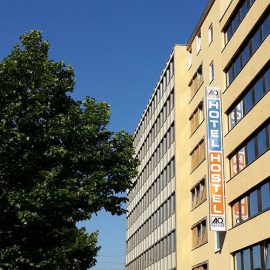 012-frankfurt-juniors-building